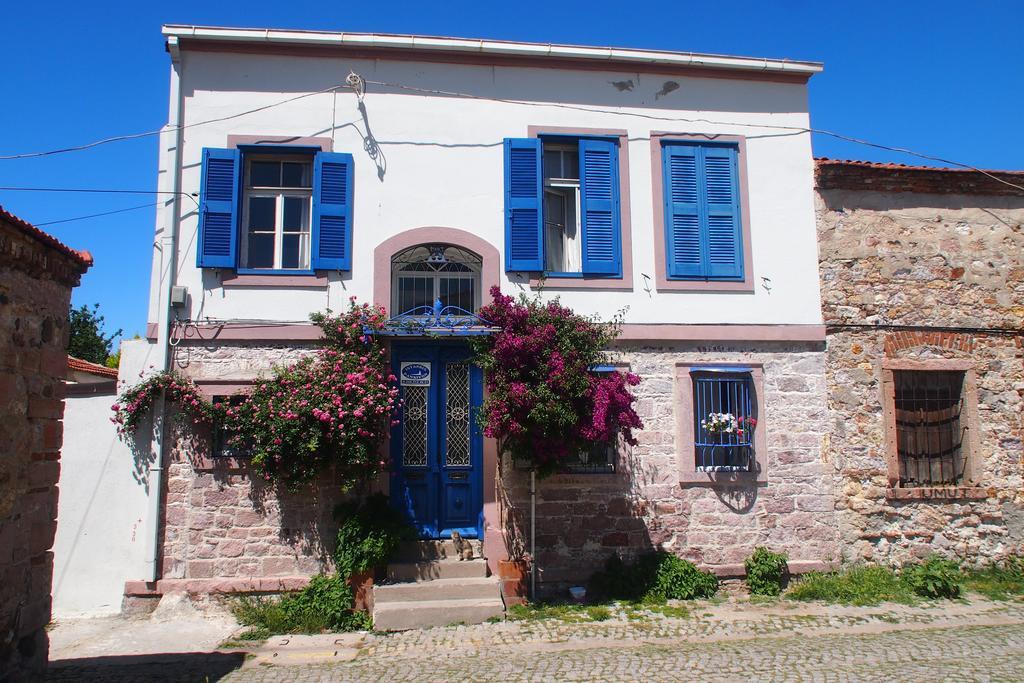 Istanbul Pension Ayvalik Exterior photo