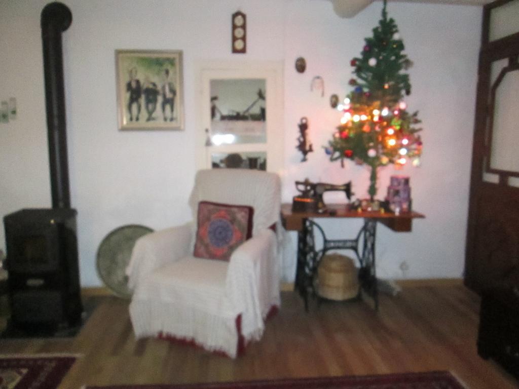 Istanbul Pension Ayvalik Exterior photo